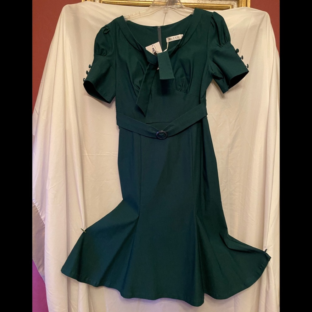 Kelly Green Vintage Style dress